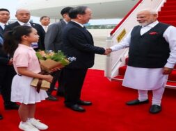 तियानजिन में पीएम मोदी का स्वागत1