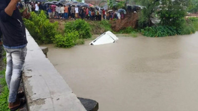 यूपी के गोंडा में भीषण हादसा : सरयू नहर में गिरी एसयूवी कार, 11 श्रद्धालुओं की मौत, चार अन्य घायल