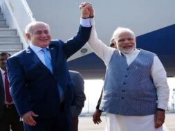 पीएम मोदी व नेतन्याहू