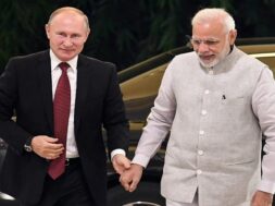 पुतिन व पीएम मोदी