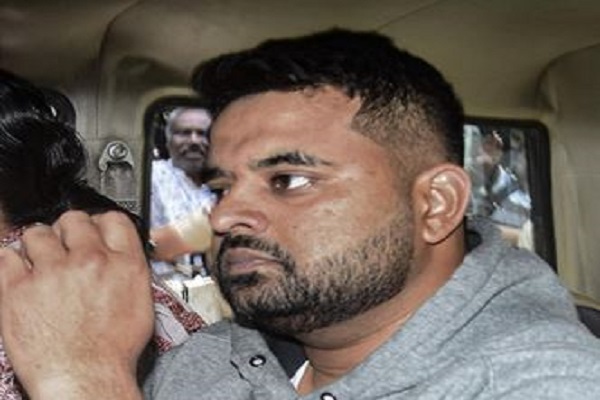 कर्नाटक : रेप व अश्लील सीडी मामले में  पूर्व JDS सांसद प्रज्वल रेवन्ना को उम्रकैद की सजा, 11 लाख रुपये का जुर्माना भी लगा