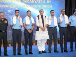 राजनाथ ने शुभांशु को किया सम्मानित