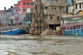 वाराणसी में बाढ़ 1