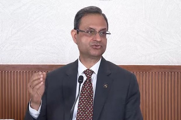 RBI गवर्नर संजय मल्होत्रा ने MPC के फैसलों का किया एलान, रेपो रेट में कोई बदलाव नहीं