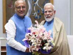 सीपी राधाकृष्णन के साथ पीएम मोदी