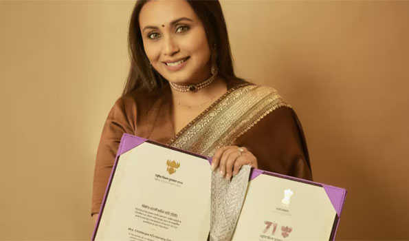 पहली बार राष्ट्रीय पुरस्कार मिलने पर इमोशनल हुईं रानी मुखर्जी: कहा- इसे अपने पिता को समर्पित करती हूं