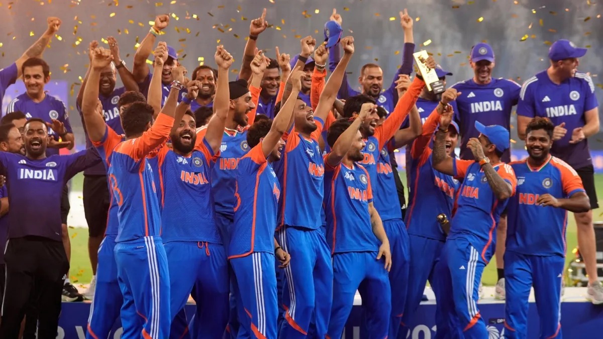 एशिया कप जीतने के बाद भारतीय टीम पर हुई पैसों की बरसात, BCCI ने कर दिया मालामाल