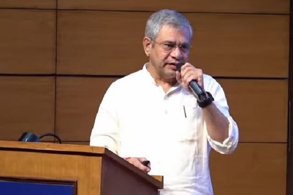 मोकामा-मुंगेर नेशनल हाईवे होगा फोर लेन, भागलपुर-दुमका-रामपुर रेल प्रोजेक्ट को भी मोदी कैबिनेट की मंजूरी