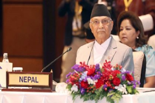 नेपाल में हिंसक प्रदर्शन के बीच पीएम ओली ने दिया इस्तीफा, प्रदर्शनकारियों का राष्ट्रपति आवास पर कब्जा, संसद भवन में लगाई आग