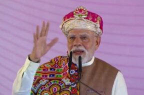 धार में पीएम मोदी