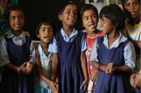 निजी स्कूलों में वंचित बच्चों का दाखिला