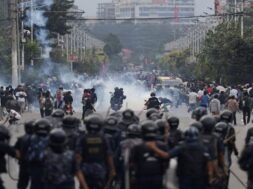 नेपाल में हिंसक प्रदर्शन