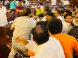 पं. बंगाल विधानसभा में हंगामा
