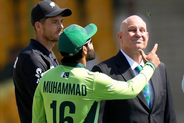 PCB ने काफी नाटक के बाद राष्ट्रीय टीम को यूएई के खिलाफ खेलने की अनुमति दी, कहा – पाइक्रॉफ्ट ने माफी मांगी