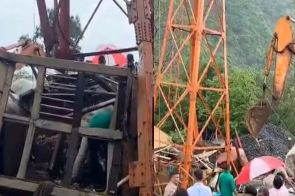 गुजरात : प्रसिद्ध तीर्थस्थल पावागढ़ में रोपवे का तार टूटने से 6 लोगों की मौत, मौके पर राहत व बचाव कार्य जारी