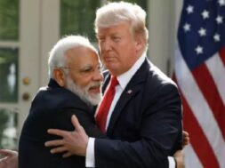 पीएम मोदी व डोनाल्ड ट्रंप