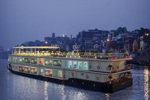 वाराणसी : रविदास घाट से अस्सी घाट के बीच बनेगा विश्वस्तरीय क्रूज टर्मिनल, रामनगर बंदरगाह पर रुकेंगे बड़े क्रूज