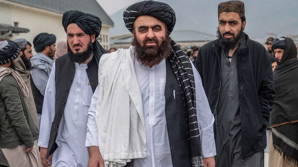 अफगान तालिबान के विदेश मंत्री आमिर खान मुत्ताकी पहुंचे दिल्ली, एस. जयशंकर के साथ द्विपक्षीय संबंधों करेंगे चर्चा