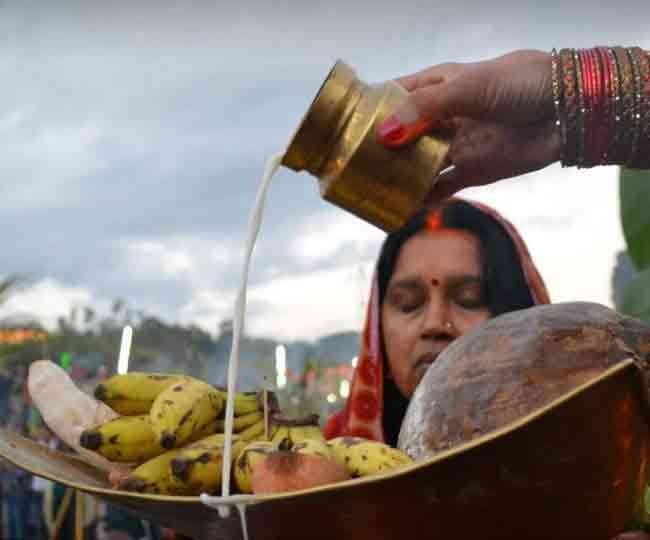 छठ महापर्व का आज तीसरा दिन, संध्या अर्घ्य के समय करें ये विशेष आरती, कृपा बरसाएंगी छठी माता