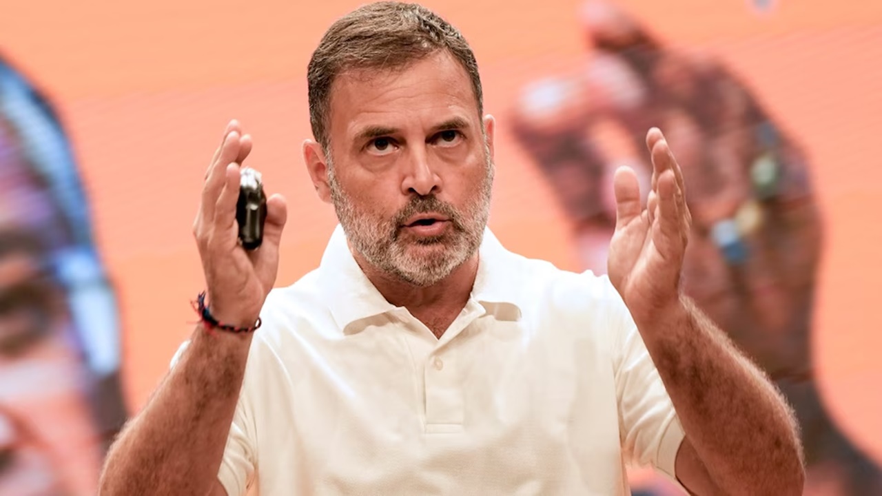 कांग्रेस के “बहादुरशाह ज़फ़र” बन चुके हैं राहुल गांधी, बोले केशव मौर्य- नाकामी को छिपाने के लिए रचते हैं “फर्ज़ी खेल”