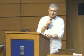 अश्विनी वैष्णव