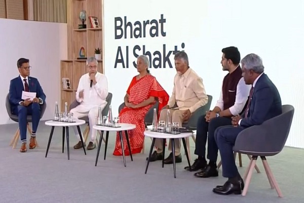भारत के AI लक्ष्यों को पूरा करेगा Google का डिजिटल इंफ्रास्ट्रक्चर : अश्विनी वैष्णव