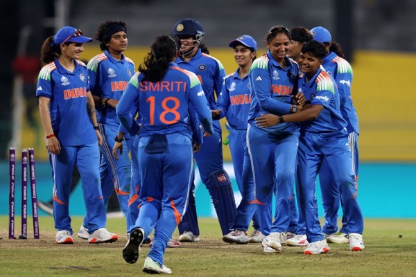 ICC महिला विश्व कप क्रिकेट : भारत ने पाकिस्तान को 88 रनों से धोया, लगातार दूसरी जीत से अंक तालिका में शीर्ष पर