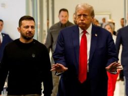ट्रंप व जेलेंस्की