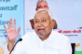 नीतीश कुमार