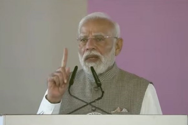 पीएम मोदी ने नवी मुंबई अंतरराष्ट्रीय हवाई अड्डे के पहले चरण का किया उद्घाटन