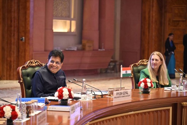 भारत-ईएफटीए व्यापार समझौता लागू, 100 अरब डॉलर निवेश और 10 लाख नौकरियों का अवसर