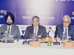 बिहार में चुनाव आयोग की बैठक