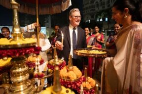 स्टार्मर ने दिवाली की दी बधाई