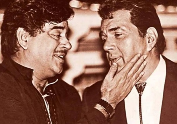 अभिनेता धर्मेंद्र को याद कर भावुक हुए शत्रुघ्न सिन्हा, बोले, वो हमारे दिलों में हमेशा जिंदा रहेंगे