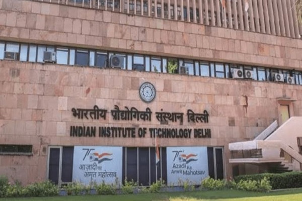 QS एशिया यूनिवर्सिटी रैंकिंग : IIT दिल्ली देश का सर्वोच्च संस्थान, टॉप 100 में भारत के 7 शिक्षण संस्थान शामिल