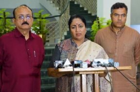 दिल्ली की सीएम रेखा गुप्ता