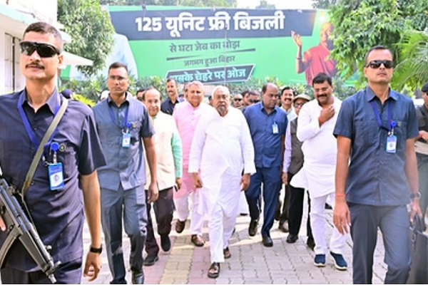 बिहार में नई सरकार के गठन की कवायद तेज, कल भंग होगी 17वीं विधानसभा, नीतीश गुरुवार को लेंगे सीएम पद की शपथ