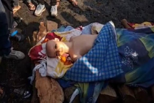 हापुड़ : 50 लाख बीमा क्लेम के लिए पुतले का कर रहे थे अंतिम संस्कार, श्मशान घाट से दो कारोबारी गिरफ्तार