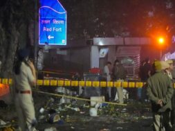 लाल किला के पास विस्फोट