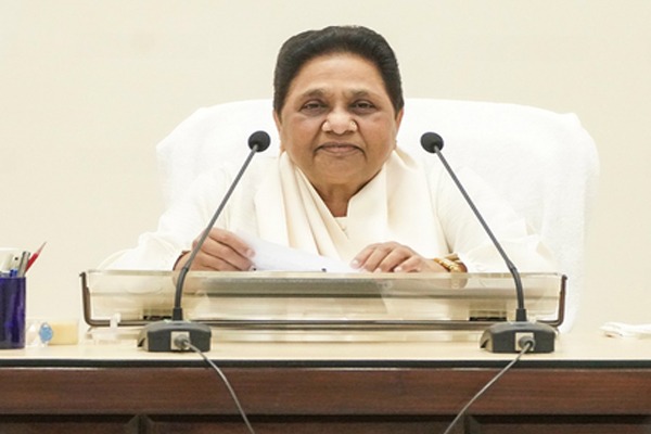 BLO की दिक्कतों और सुसाइड जैसी घटनाओं पर गंभीर संवाद की दरकार : SIR पर बोलीं मायावती