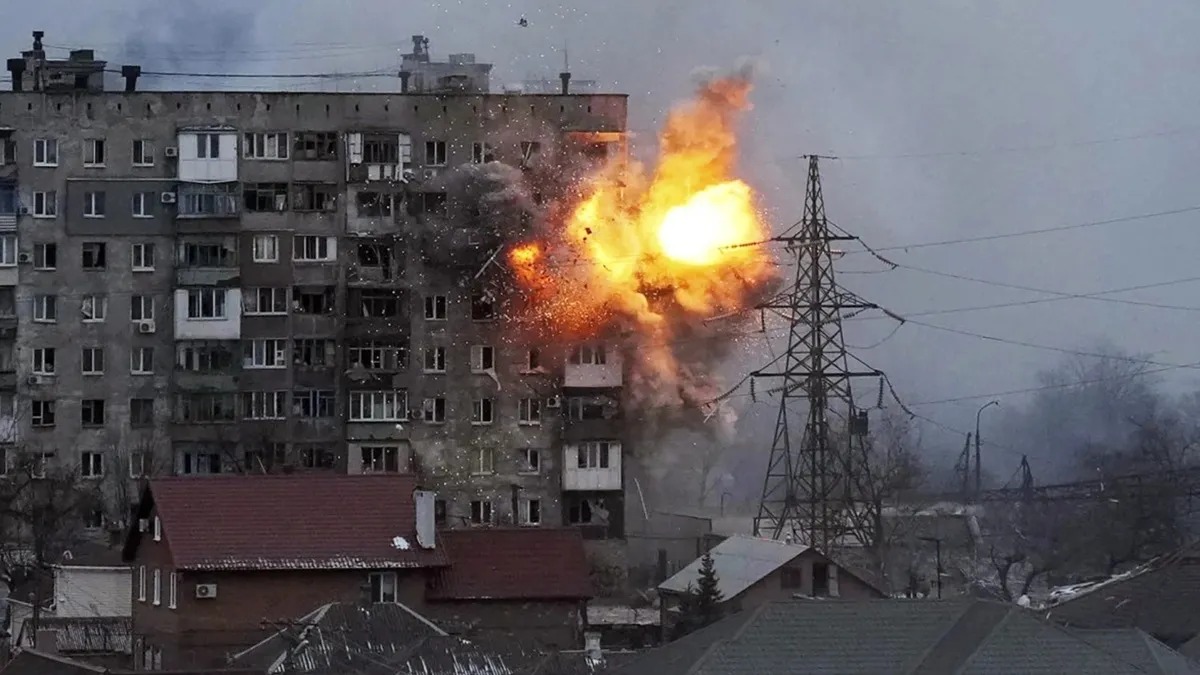 Ukraine-Russia War: एक सप्ताह में रूस ने यूक्रेन पर दागे 1300 ड्रोन, 1200 गाइडेड बम, तो छलका जेलेंस्की का दर्द