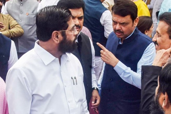 BMC चुनाव से पहले महायुति में घमासान : शिंदे सेना 50 सीटों पर मानने को तैयार नहीं, भाजपा भी अड़ी