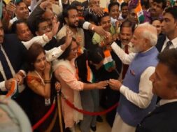 ओमान में पीएम मोदी का स्वागत1