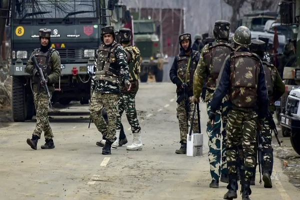 आतंकवाद के सपोर्ट सिस्टम पर प्रहार : जम्मू-कश्मीर में 150 से ज्यादा ओवर ग्राउंड वर्कर्स हिरासत में