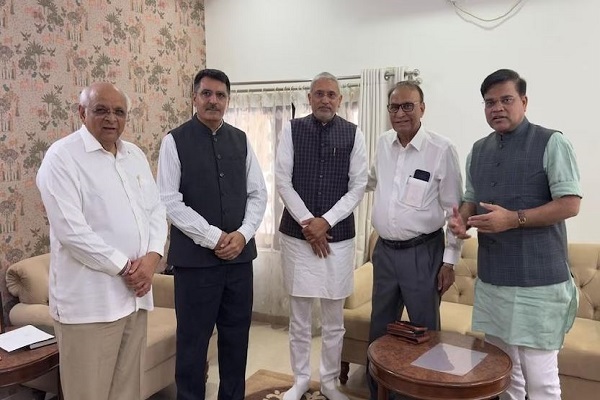 गुजरात : विधानसभा के डिप्टी स्पीकर जेठाभाई भरवाड़ ने दिया इस्तीफा, काम के बढ़ते बोझ को बताया कारण