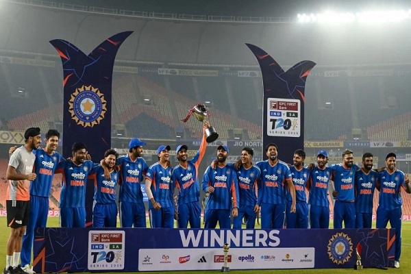 टीम इंडिया ने जीती लगातार आठवीं टी20 सीरीज, अंतिम मुकाबले में दक्षिण अफ्रीका को 30 रनों से दी शिकस्त