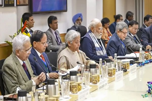 अर्थशास्त्रियों संग बैठक में बोले पीएम मोदी : ‘बजट तैयार करने की प्रक्रिया 2047 के विजन से जुड़ी रहे’