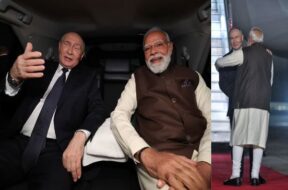 पीएम मोदी ने पुतिन का किया स्वागत