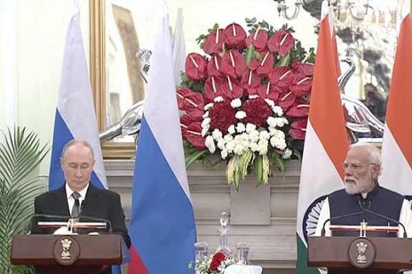 यूक्रेन संकट सुलझाने की कोशिशों के लिए रूसी राष्ट्रपति पुतिन ने पीएम मोदी का किया धन्यवाद