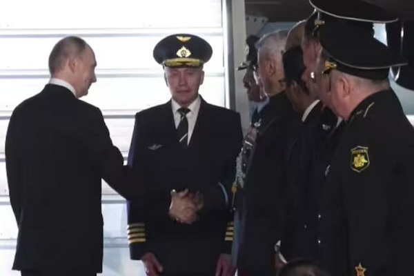 दो दिवसीय भारत यात्रा के बाद रूसी राष्ट्रपति पुतिन स्वदेश रवाना, विदेश मंत्री जयशंकर ने दी विदाई